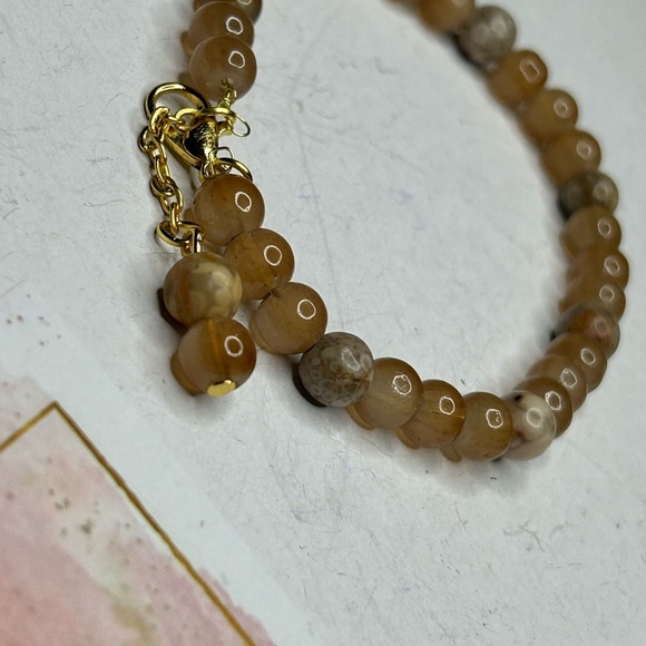 Golden Brown Agate Bracelet - Picture 1 of 3